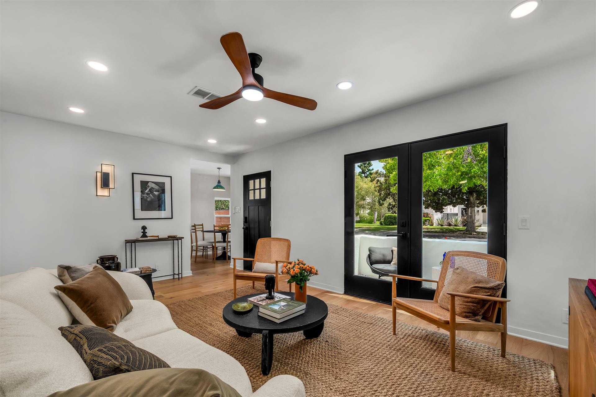 2015 Malcolm Ave, Los Angeles, 90025